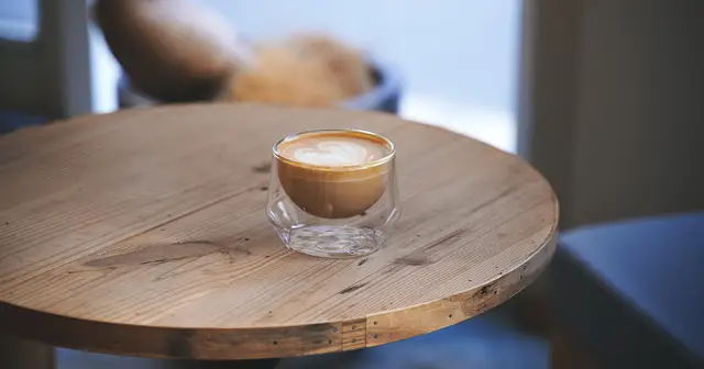 デザインだけじゃない！ コーヒーを味わうのに最高なKRUVEのグラス。