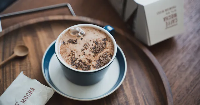 スタバのプレミアム ミックスカフェモカが、 こんなに美味しいなんて知らなかった。
