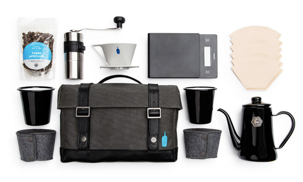 ブルーボトルコーヒーとTIMBUK2のコラボによるトラベルキット