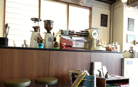 薬院のカフェ「REC COFFEE」