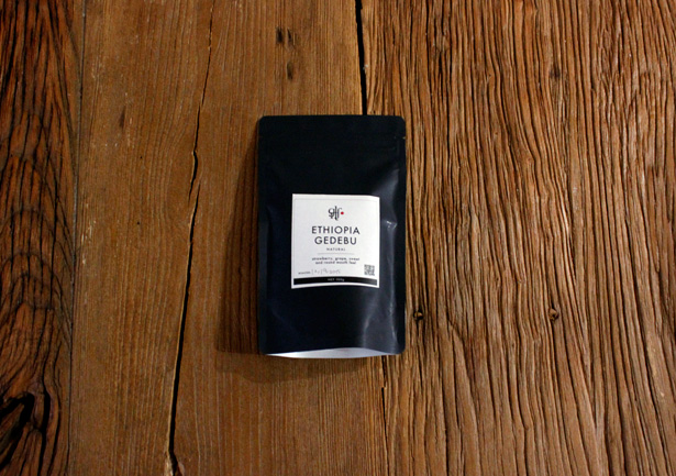 GLITCH COFFEE & ROASTERS の ETHIOPIA GEDEBU（エチオピア ゲデブ）NATURAL