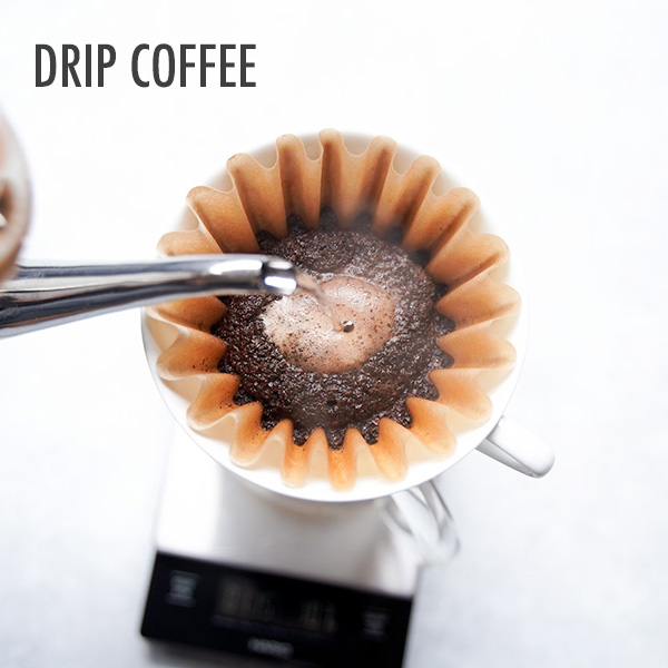 ドリップコーヒーのおいしい淹れ方［粉とお湯の分量、コツとポイント］