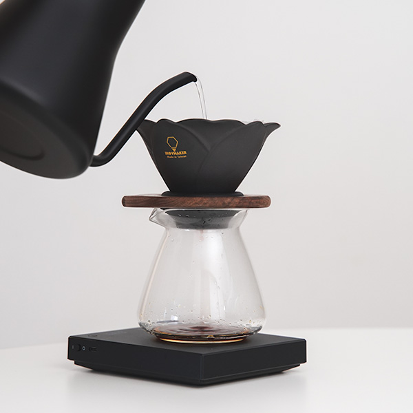 HUAコーヒードリッパー ブラックローズ、使ってみました。