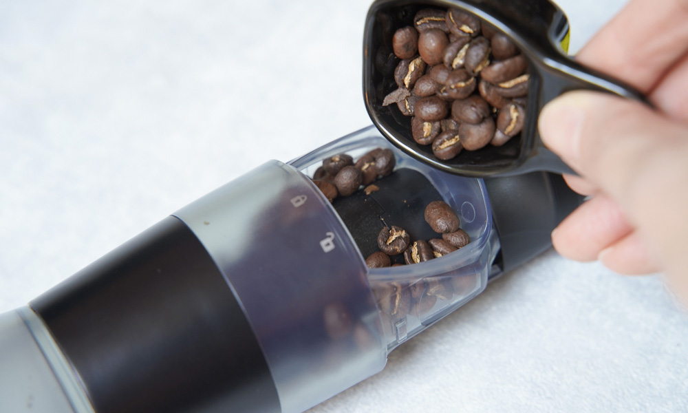 手挽きのような電動コーヒーミル、 【Kalita スローG15】 使ってみました。 – CAFICT