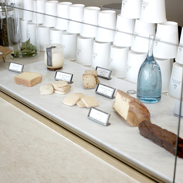 癒やしのお菓子とコーヒー  COFFEE & CAKE STAND LULU