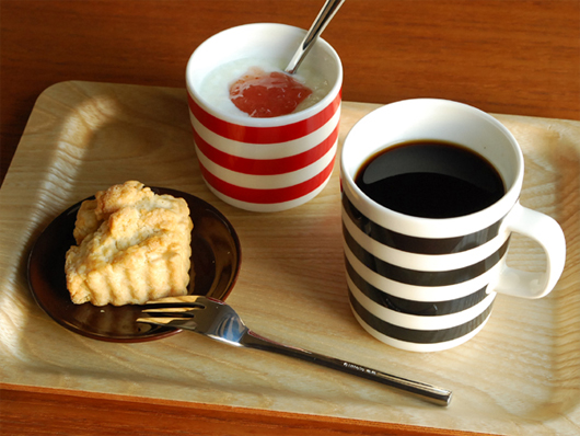 marimekko（マリメッコ）のTASARAITA（タサライタ）のマグカップとラテマグ