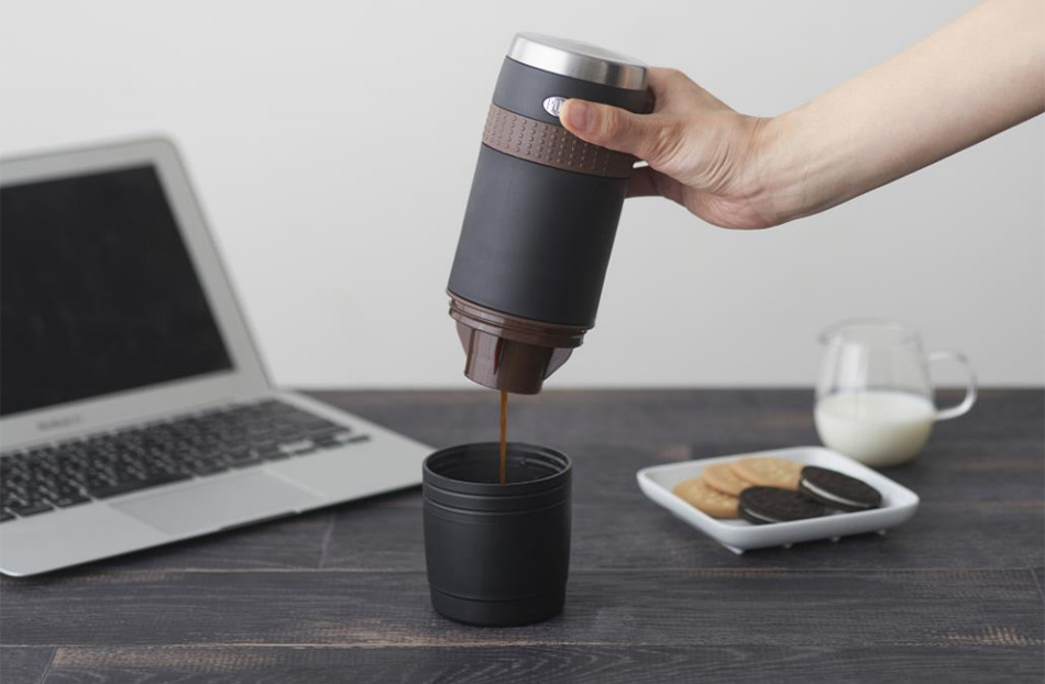 ドウシシャ ONECOFFEE ポータブルコーヒーメーカー