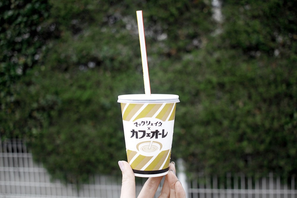 カフェオレのテイクアウトカップ