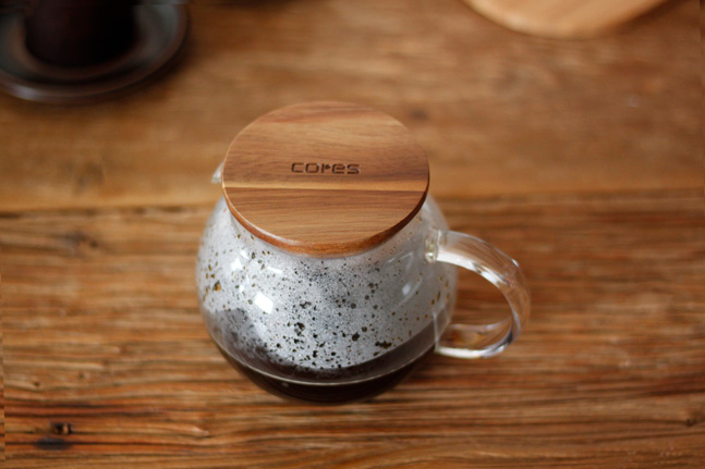 Cores コーヒーサーバー