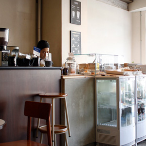 バリスタ2連続チャンピオンがオーナー。  安定しさ美味しさのREC COFFEE