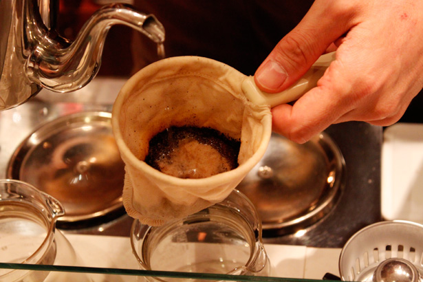 豆香洞コーヒーセミナー ネルドリップ